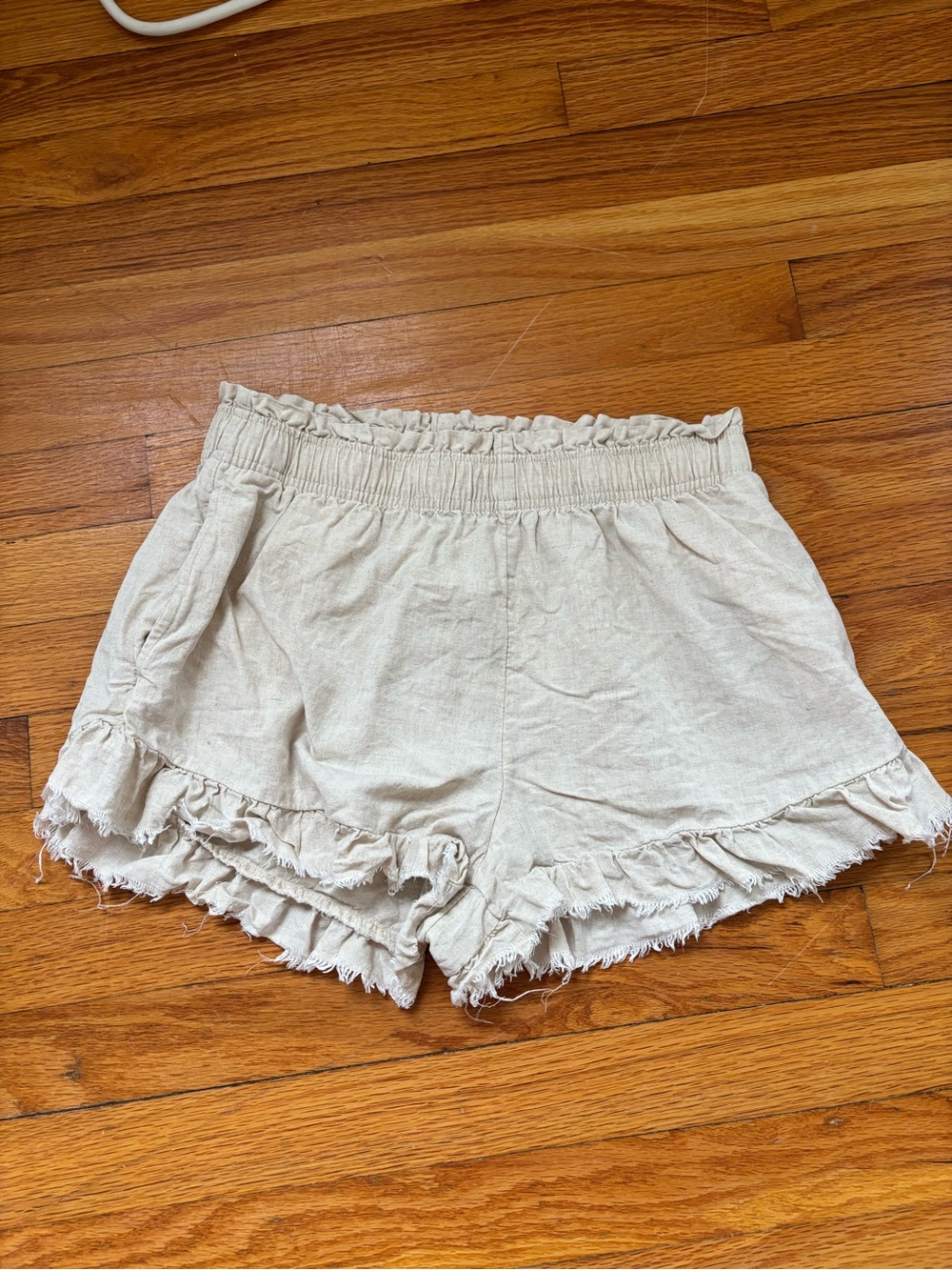 Aerie Ruffle Hem Linen-Blend Shorts - Cream